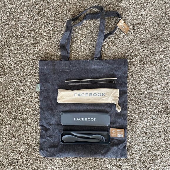 NWT Retired Facebook(Meta) Grey Eco-Friendly Canvas Strap w/ Tableware&Straw Set - Picture 1 of 5